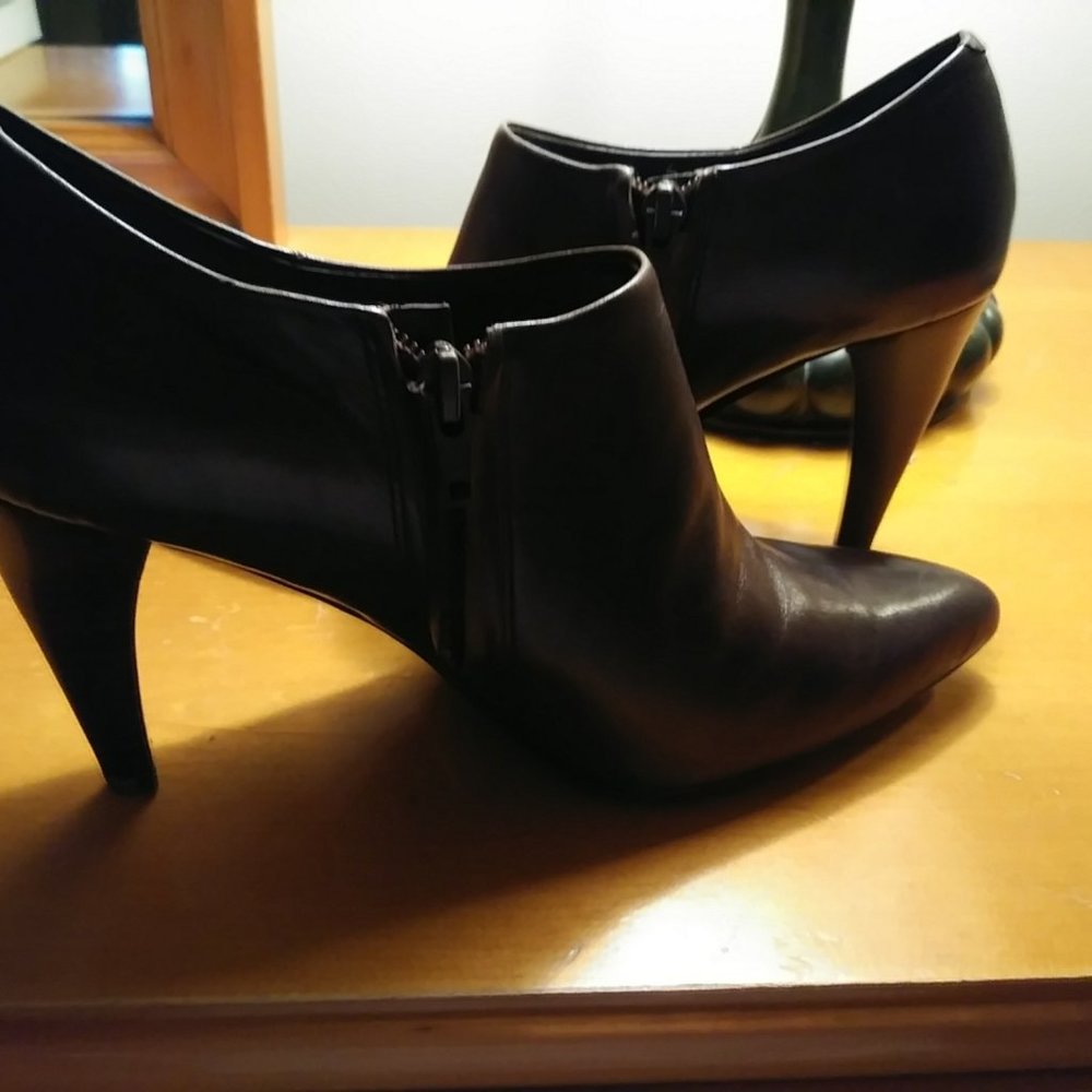 Nine West